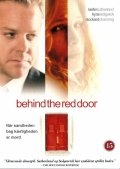 За красной дверью (2003) смотреть онлайн